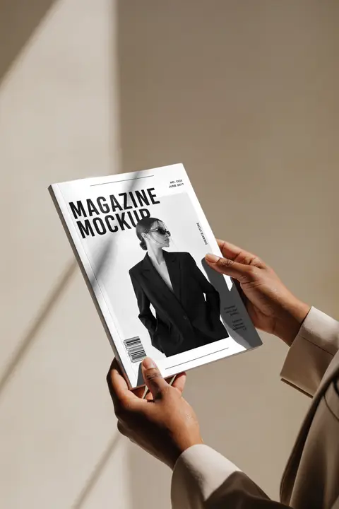 Magazine in the Hands